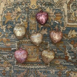 Free People String of Hearts Ornament Set